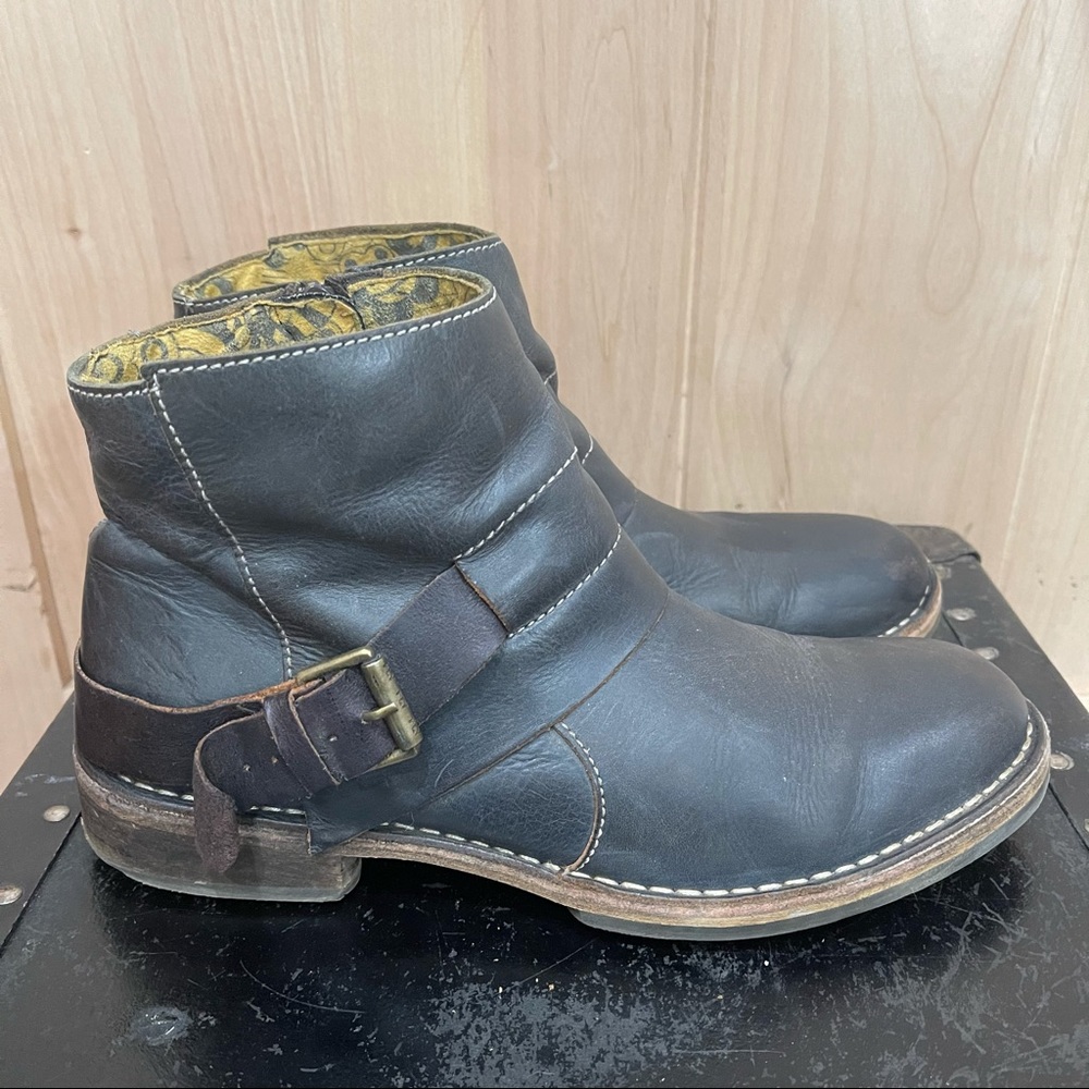 FLY London Leather Ankle Boots Buckle Sz 41 US 10